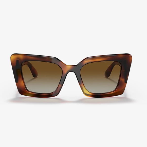 BURBERRY Daisy Sunglasses - Picture 4 of 9